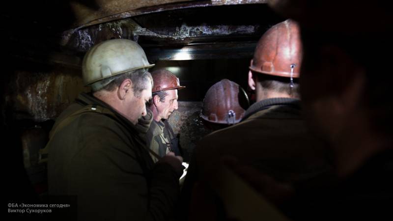 Три шахтера погибли и шестеро пострадали от подземного толчка в Польше