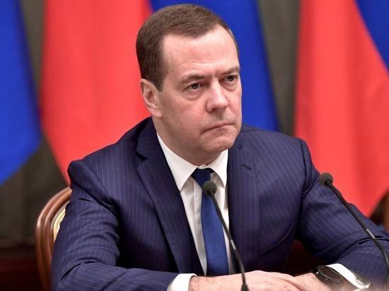 Медведев поручил начать финансирование исполнения нацпроектов