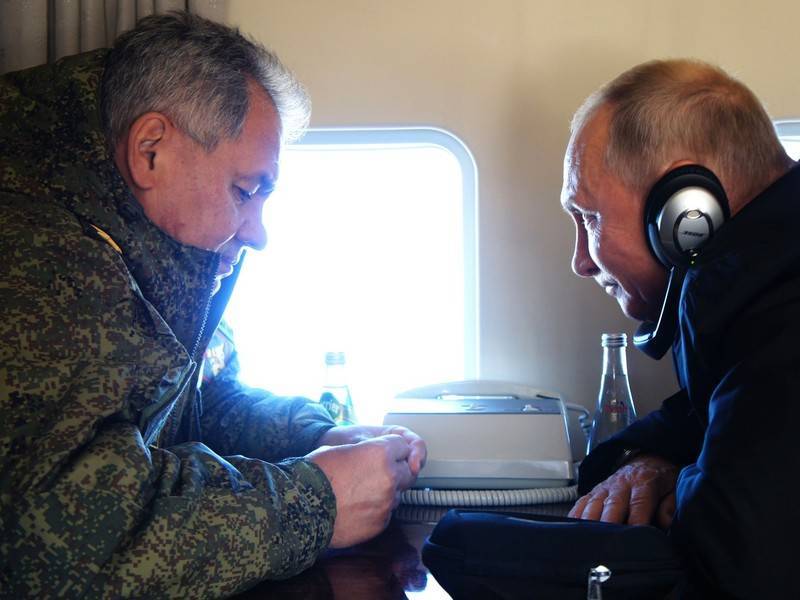 Путин отменил участие в форуме ради встречи с Шойгу