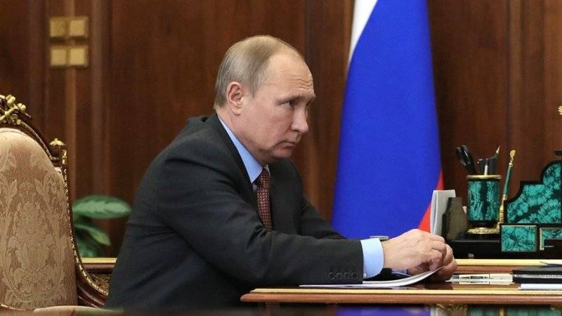 Путин примет верительные грамоты новых послов в РФ в среду