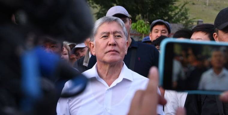 Сообщение о "силовом захвате" Атамбаева прокомментировали в МВД Кыргызстана