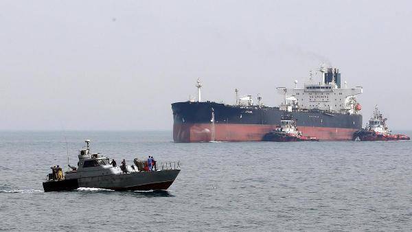 «Танкерная война» в разгаре: КСИР Ирана задержал судно в Ормузском проливе — Новости политики, Новости Большого Ближнего Востока