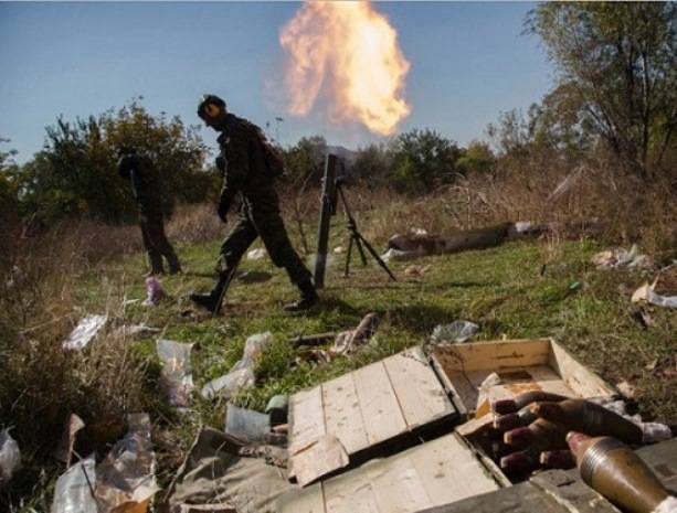 Под реляции о мирном урегулировании продолжается обстрел Донецка – убит местный житель