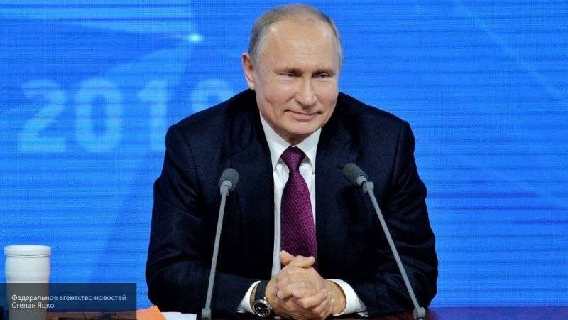 Путин поздравил "КАМАЗ-Мастер" с победой на ралли "Шелковый путь"