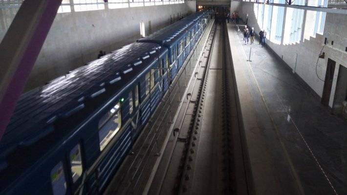 Пробный поезд проехал по новому участку метро в Петербурге