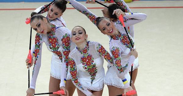 Наплевали на&nbsp;политику: украинские гимнастки прилетели в&nbsp;Москву | PolitNews