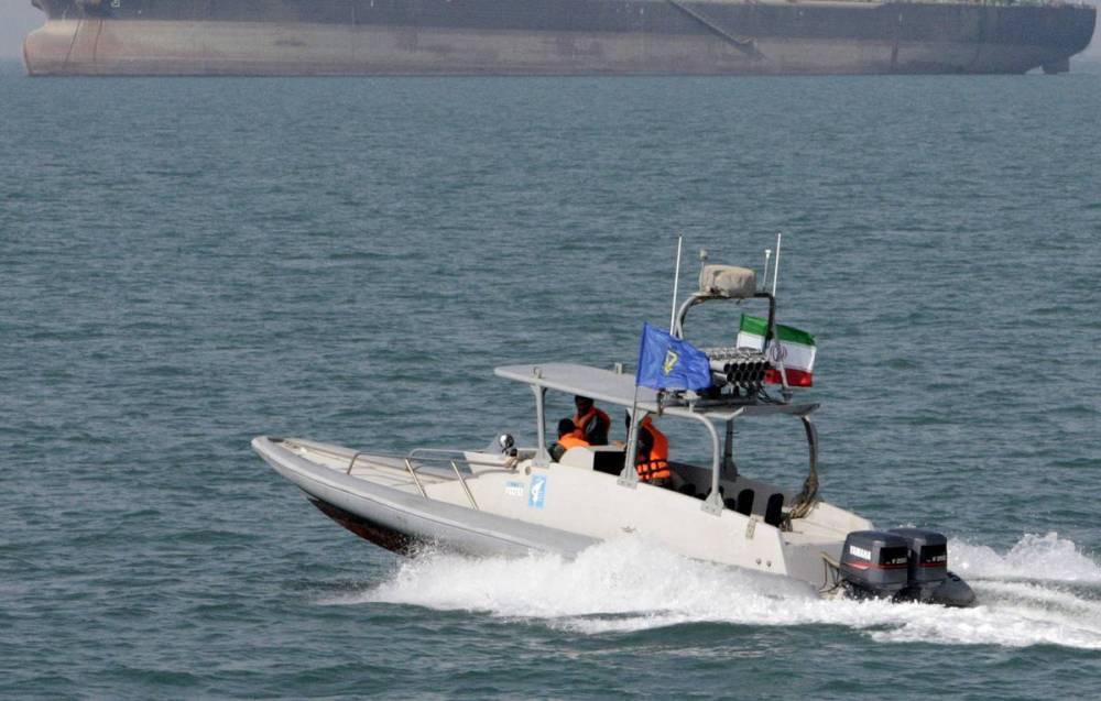 СМИ: военные Ирана задержали британский нефтяной танкер Stena lmpero в Ормузском проливе