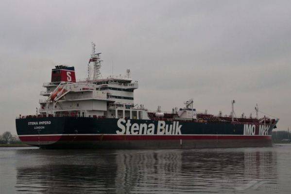 Иран заявил о задержании в Ормузском проливе британского танкера