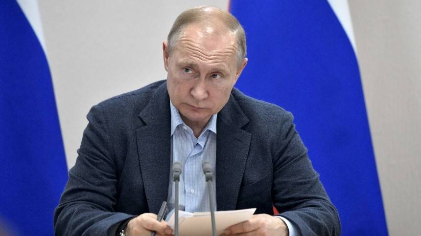 Видео: Путин раскритиковал иркутских чиновников за паводок