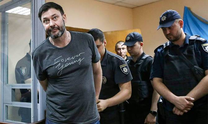 Отказавшемуся от обмена Вышинскому продлили арест до 19 сентября