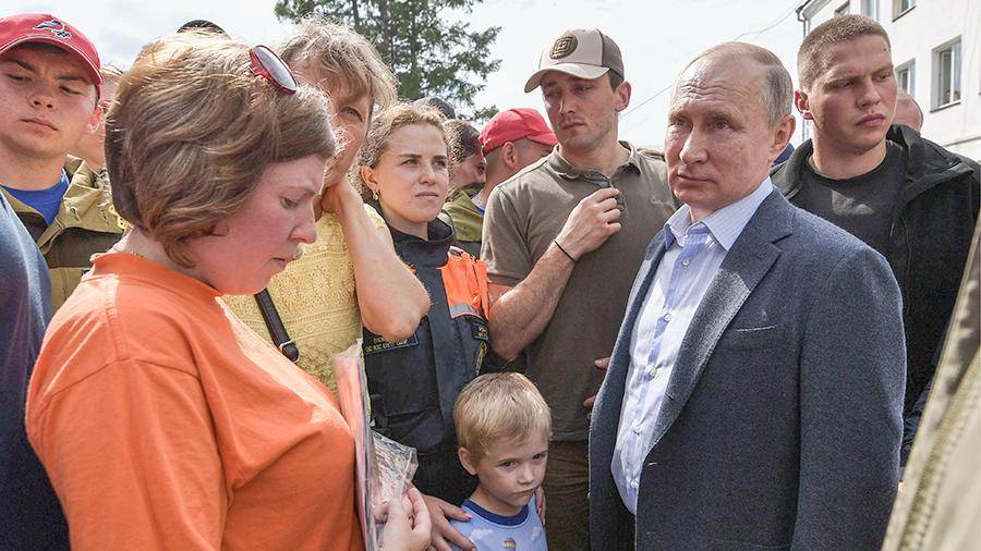 Путин пообещал машинку мальчику из Тулуна