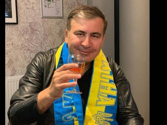 Саакашвили снял свою партию с парламентских выборов
