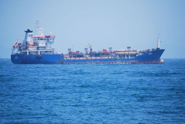 Экипаж танкера Stena Impero останется на борту до конца следствия