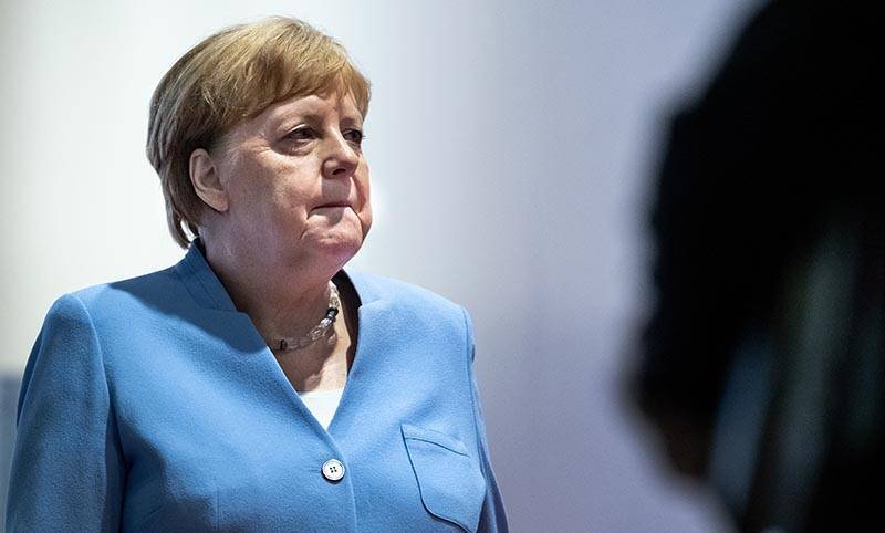 "Потом будет другая жизнь": Меркель заглянула в будущее