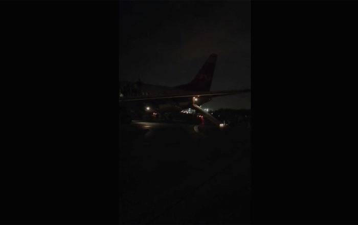 Как проходила эвакуация пассажиров аварийного лайнера в Шереметьево - новое видео