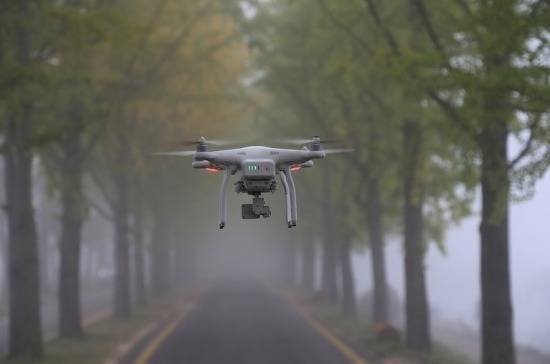 Госдума приняла закон о штрафах за управление дронами без документов