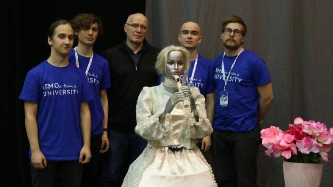 Петербургские студенты ИТМО создали робота-флейтистку и взяли серебро на соревнованиях в Сиднее