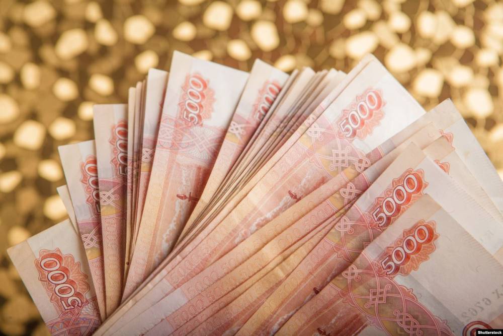 Росстат подсчитал, сколько россиян получают более миллиона рублей