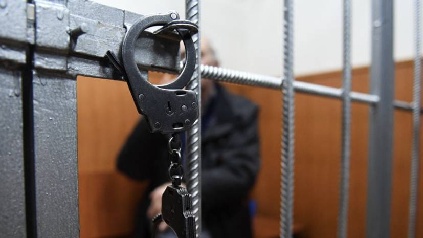 В Подмосковье задержали двух следователей СК — РТ на русском