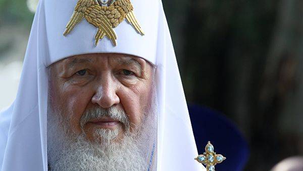 Патриарх Кирилл раскритиковал «гламурные потуги»