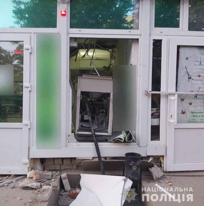 В Харькове и его окрестностях взорвали банкоматы