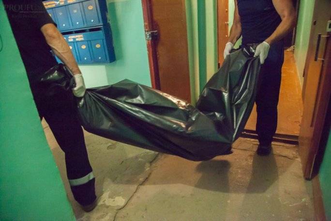 В Башкирии нашли тело мужчины, пролежавшее долго время в квартире
