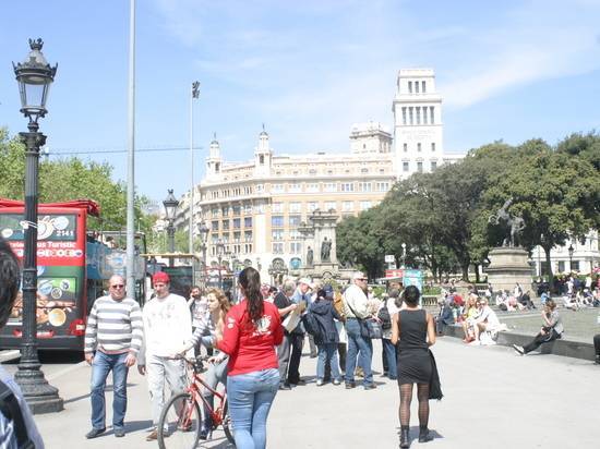 В Барселоне румыны изнасиловали заснувшую на скамейке русскую туристку