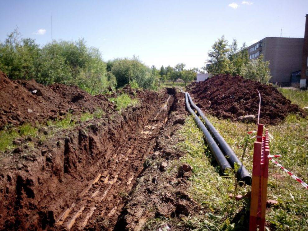 Ремонт канализационных трубопроводов в Глазове будет завершен в конце августа