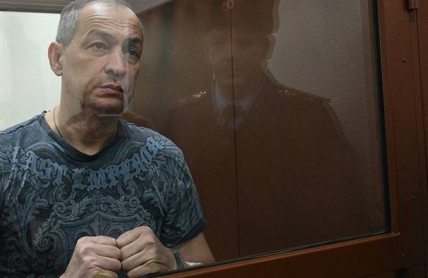 Генерала ФСБ вызвали на допрос по делу бывшего чиновника-миллиардера