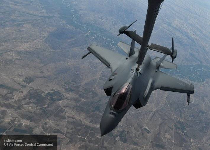 Военный эксперт назвал американский истребитель F-35 «айфоном» на фоне российского Су-57
