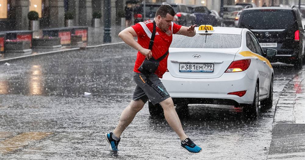 Дождливый июль в Москве сочли нормой