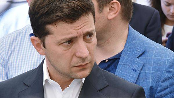 Украинский министр назвал указ Зеленского «цирком»