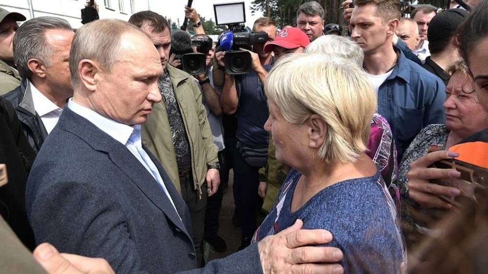 "Выдали тысячу рублей, чтобы не умерла с голоду": Путин одним "русским словом" ответил на проблему Тулуна
