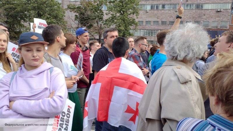 Люди, пришедшие на митинг оппозиции, хотят подчинить страну Западу – Марков