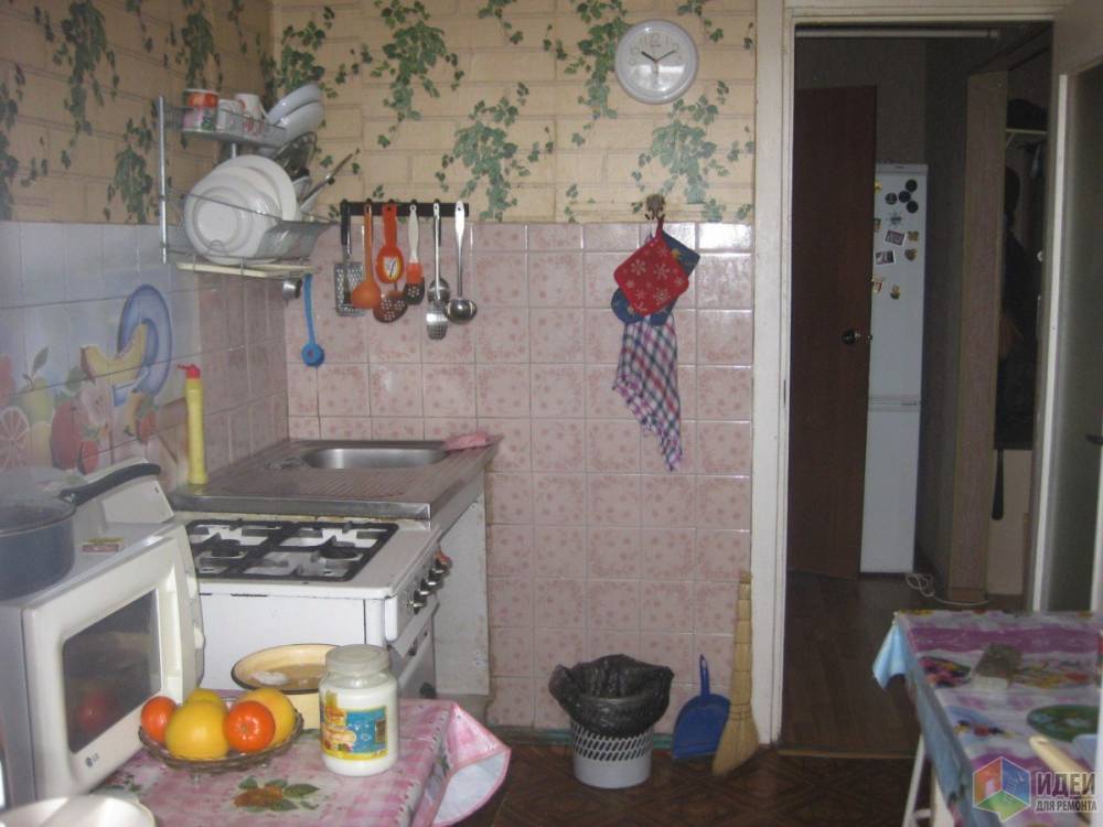 Девушка отремонтировала кухню своими руками и потратила всего 40 тыс. рублей