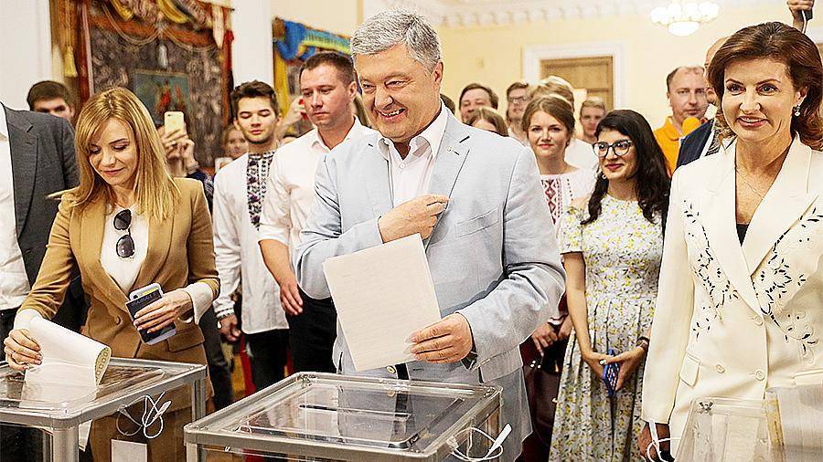 Порошенко проголосовал на выборах в Верховную раду Украины