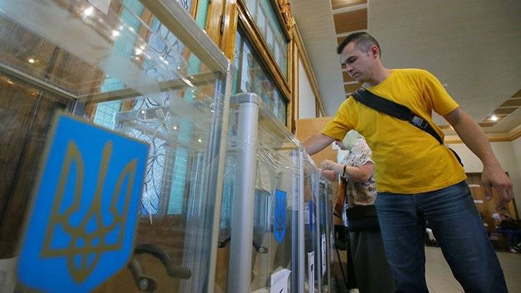 Выборы на Украине: ЦИК озвучил первые данные по явке избирателей