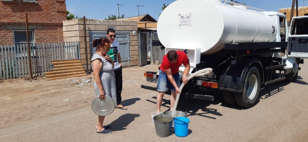Ситуация с водой в посёлках Тузуклей и Яксатово Астраханской области находится на личном контроле врио губернатора Игоря Бабушкина