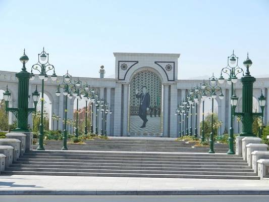 Смерть президента Туркменистана не подтверждена и не опровергнута