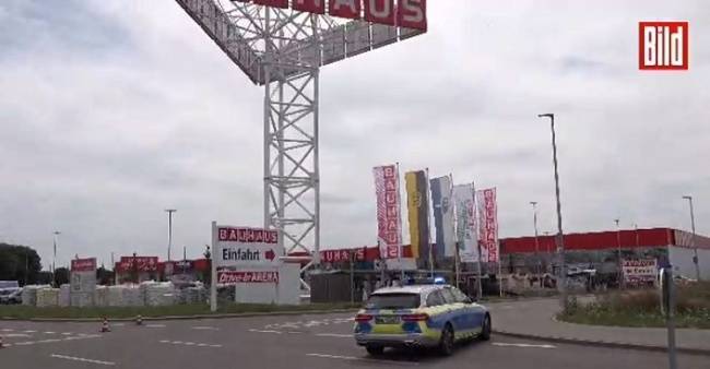 В Германии самолет упал на магазин, погибли трое — Происшествия, Новости Европы