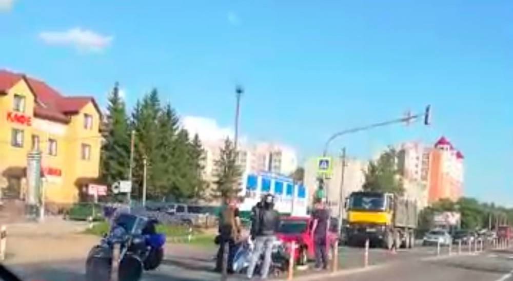 Жесткое ДТП с участием мотоциклиста случилось на окраине Смоленска