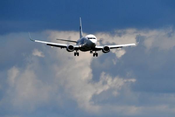 Вылетевший в Прагу Boeing вернулся в Москву из-за пожара в багажном отсеке