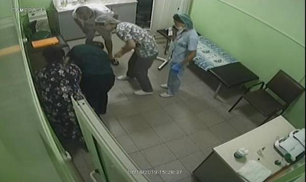В Ташкенте врач спас ребенка, сердце которого остановилось прямо на улице