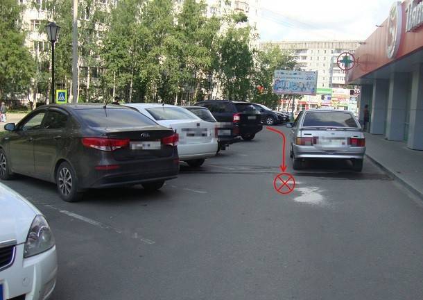В  Сыктывкаре водитель на ВАЗе наехал на пенсионерку