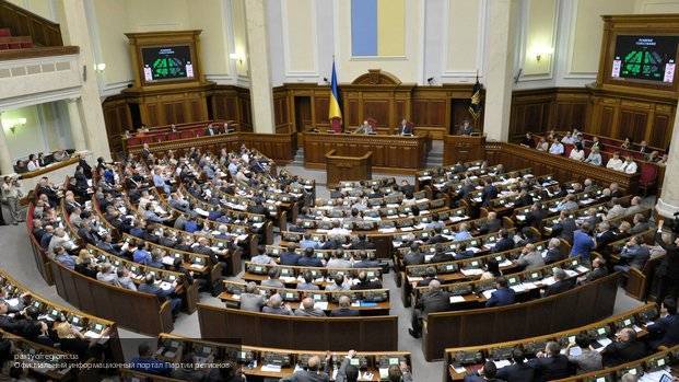 Объявлен старт голосования на выборах в украинскую Раду