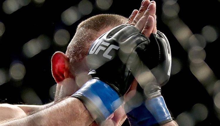 Врачи диагностировали два перелома у бойца MMA Олейника