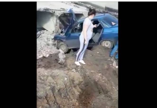 В Башкирии с моста упал автомобиль, пострадали трое детей (ВИДЕО)