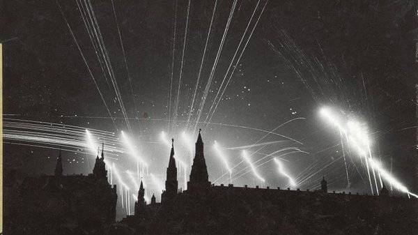 "Будет намного легче, чем в Лондоне": как немцы просчитались с бомбардировками Москвы