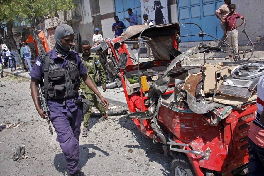В столице Сомали прогремел взрыв, погибли 10 человек