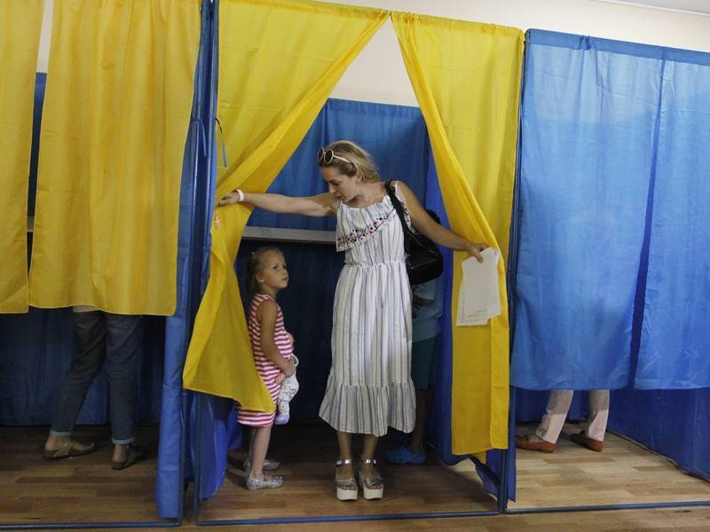 Явка на выборах в Раду составила менее 20%